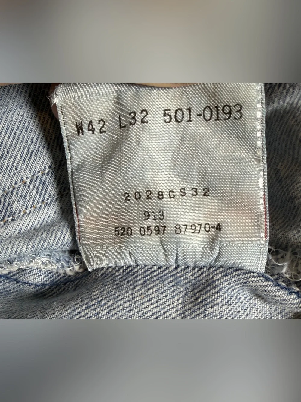 1995 Levi's 501 Straight Button Fly Med Wash Actual Size 39 X 30 READ DESCRIP
